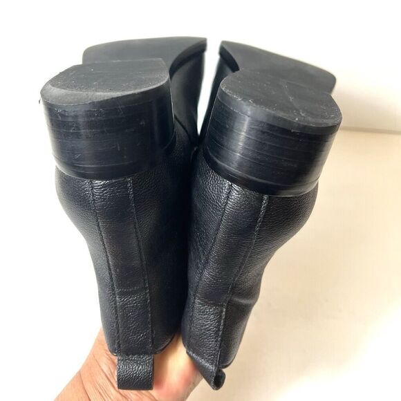 Cole Haan Ankle Bootie Womens 7.5B Black Leather Pull On Comfort Casual Low Heel - Picture 8 of 11